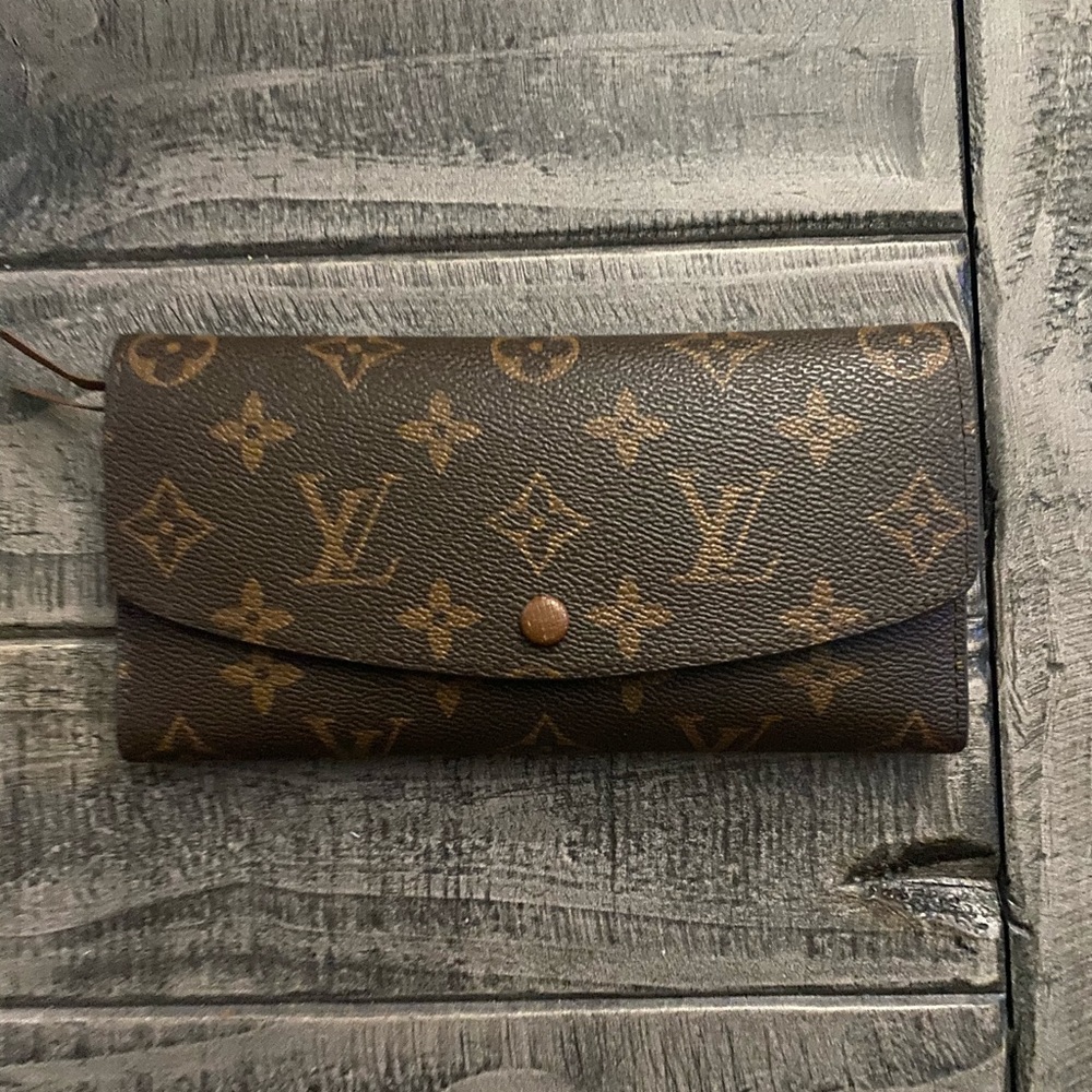 Louis Vuitton Monogram Sarah wallet